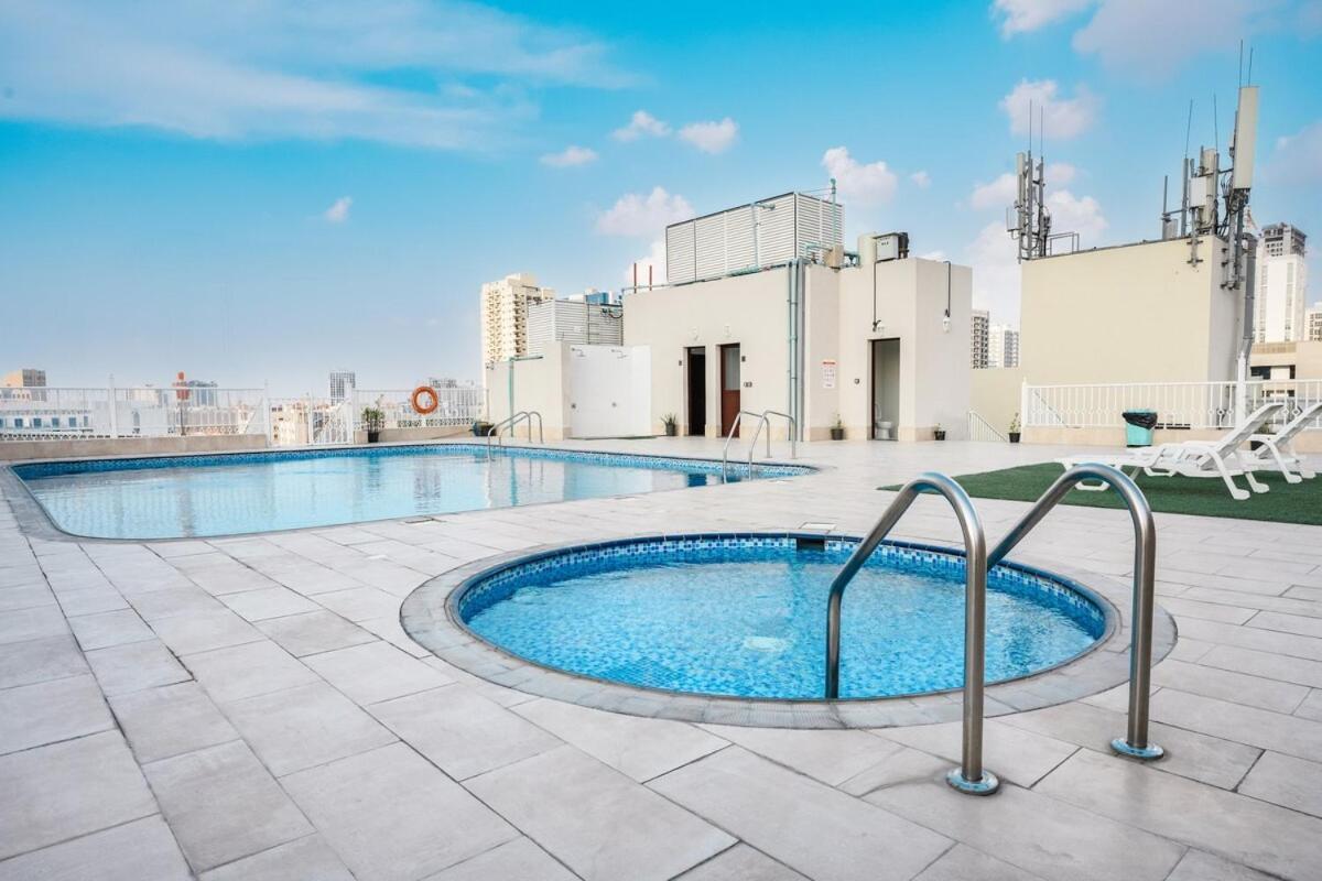 Elegant Sophisticated In Jvc Perfect For 4 * Dubai