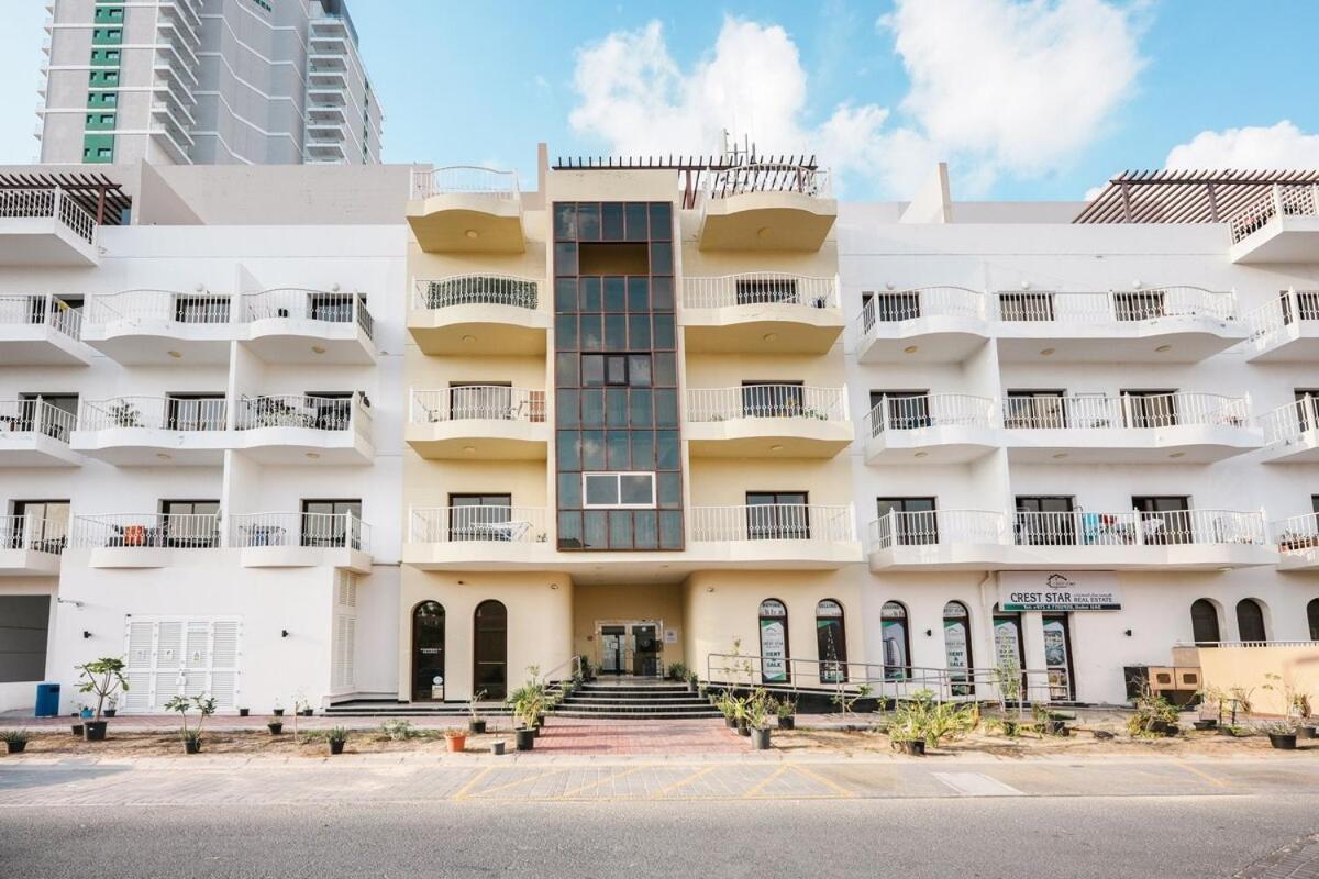 Apartment Elegant Sophisticated In Jvc Perfect For 4 Dubai